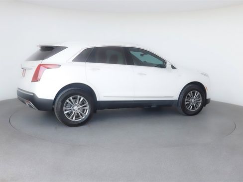 Used 2022 Cadillac XT5 Premium Luxury w/ Technology Package image 8