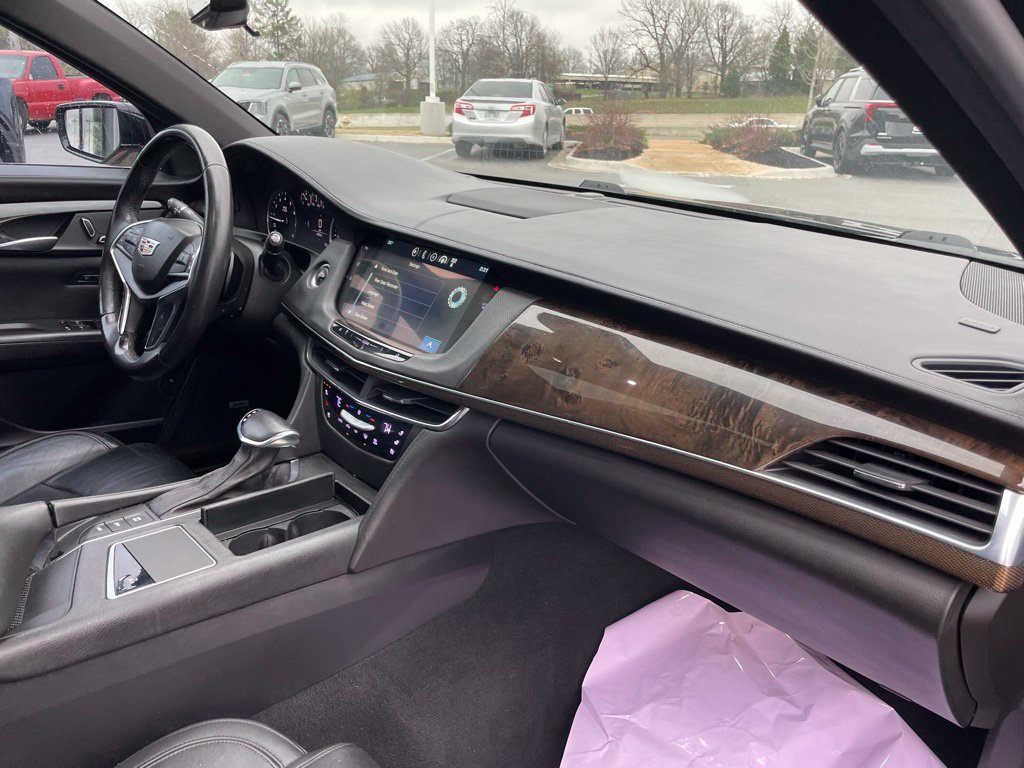 Used 2018 Cadillac CT6 Luxury w/ Active Chassis Package AWD/4WD image 31