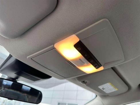 Certified 2020 Nissan Sentra SV image 30