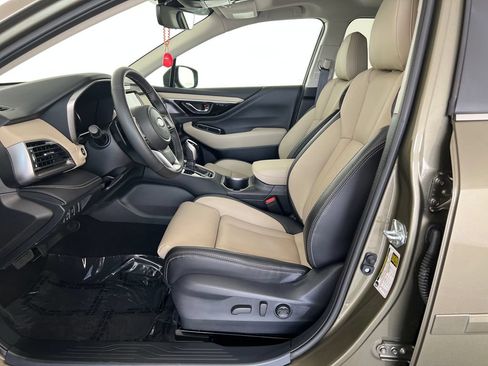 Certified 2025 Subaru Outback Limited AWD/4WD image 11