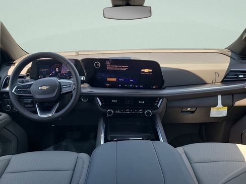 New 2026 Chevrolet Suburban LS AWD/4WD image 11