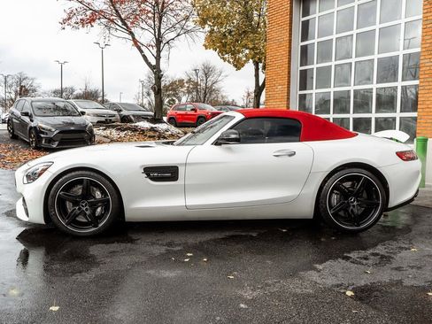 Used 2018 Mercedes-Benz AMG GT Roadster w/ Lane Tracking Package image 43