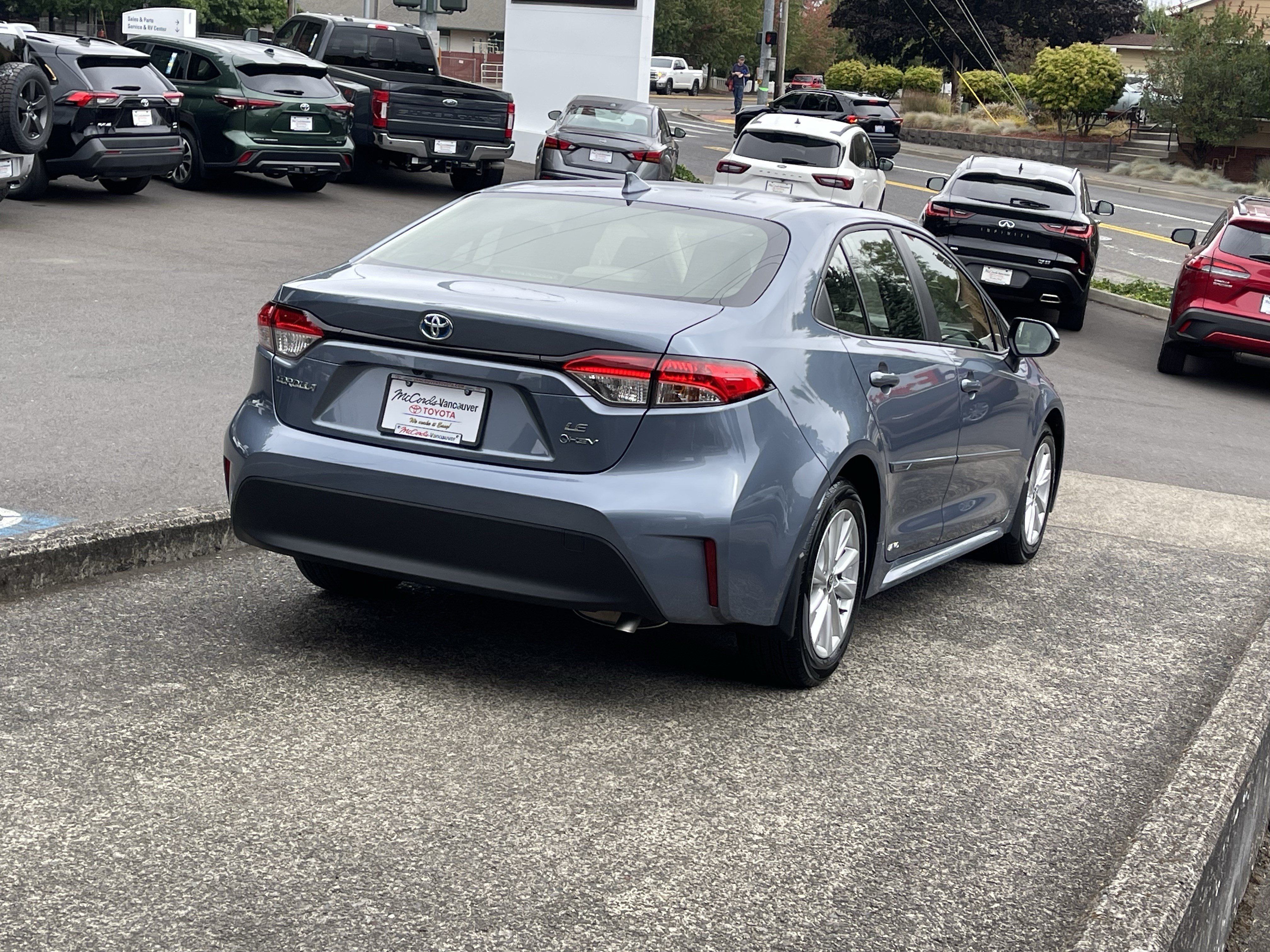 Certified 2025 Toyota Corolla LE w/ LE Premium Package AWD/4WD image 7