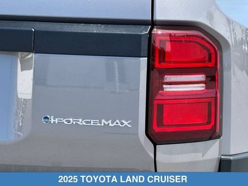 Used 2025 Toyota Land Cruiser 1958 AWD/4WD image 29