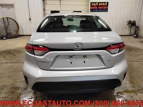 Used 2024 Toyota Corolla LE FWD image 8