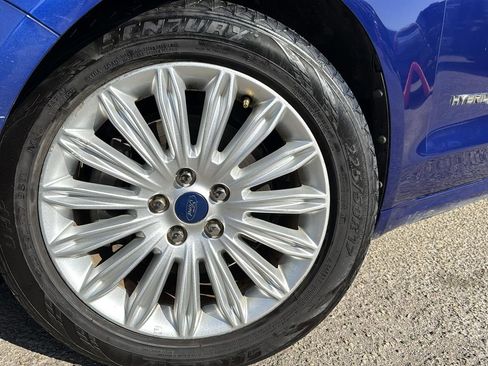 Used 2013 Ford Fusion SE image 8