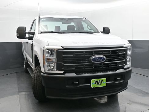 New 2026 Ford F250 XL image 9