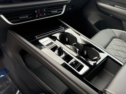 New 2026 Volkswagen Atlas SEL Premium R-Line image 13