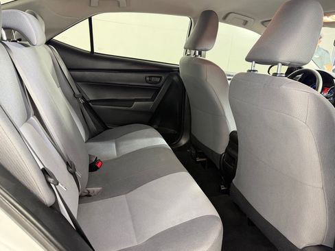 Used 2018 Toyota Corolla L FWD image 19