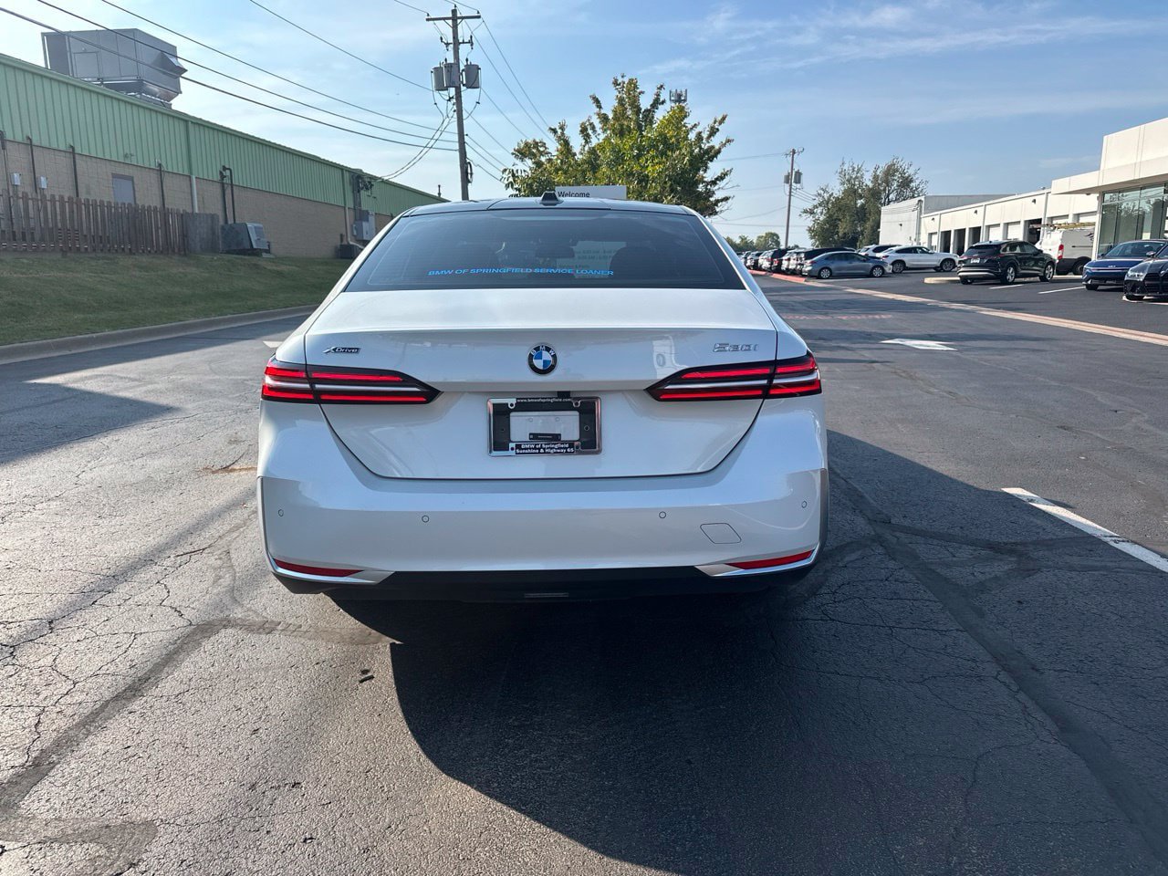Used 2026 BMW 530i xDrive w/ Premium Package AWD/4WD image 4