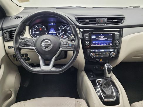 Used 2020 Nissan Rogue Sport SL FWD image 22