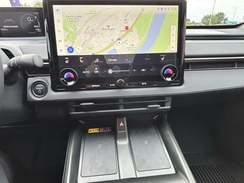 Used 2026 Toyota bZ FWD image 20