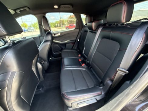 Used 2025 Ford Escape ST-Line FWD image 24
