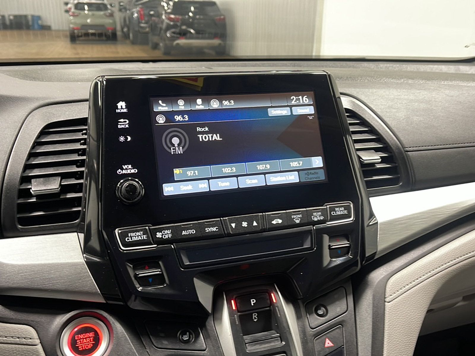 Used 2020 Honda Odyssey EX-L image 8