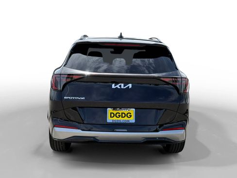 New 2026 Kia Sportage SX FWD image 4