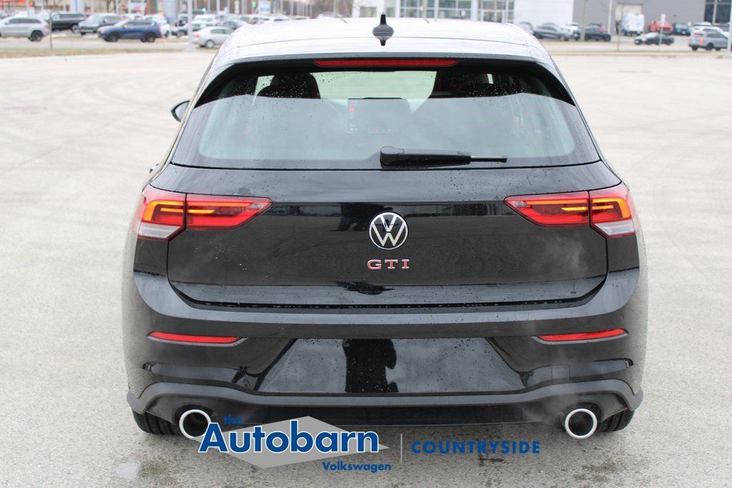 New 2026 Volkswagen GTI SE FWD image 5