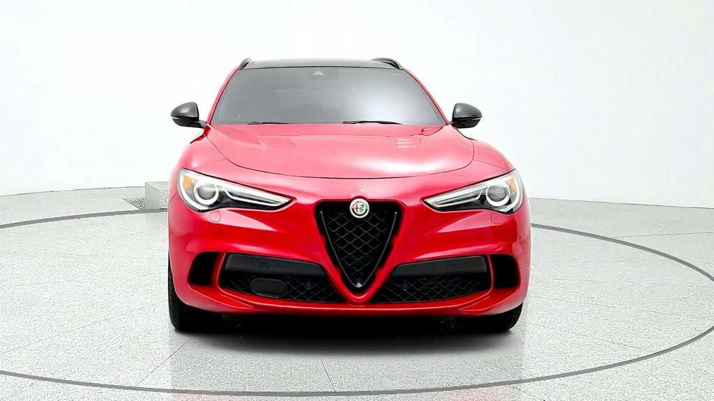 Used 2022 Alfa Romeo Stelvio Quadrifoglio w/ Active Assist Plus Package AWD/4WD image 2