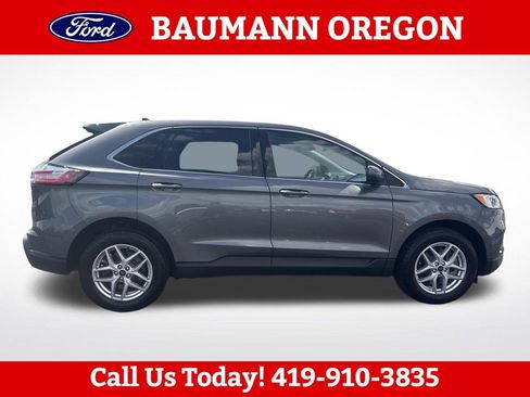 Used 2024 Ford Edge SEL w/ Convenience Package AWD/4WD image 2
