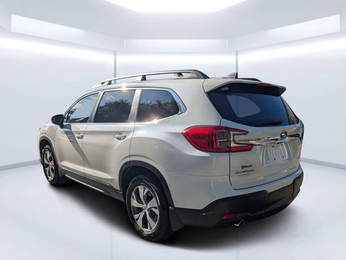 Certified 2025 Subaru Ascent Premium AWD/4WD image 5