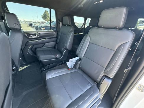 Certified 2024 Chevrolet Suburban Z71 w/ Luxury Package AWD/4WD image 31