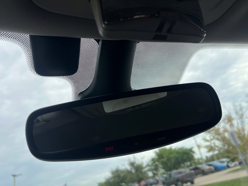 Used 2022 Chrysler Pacifica Touring-L w/ Uconnect Theater Family Group FWD image 55
