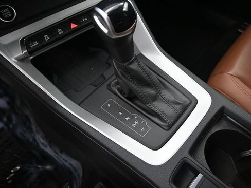 Used 2024 Audi Q3 2.0T Premium AWD/4WD image 28