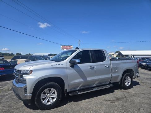 Used 2019 Chevrolet Silverado 1500 LT w/ All-Star Edition AWD/4WD image 3