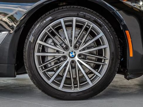 Used 2017 BMW 540i RWD image 15