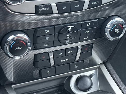 Used 2010 Ford Fusion SEL image 28