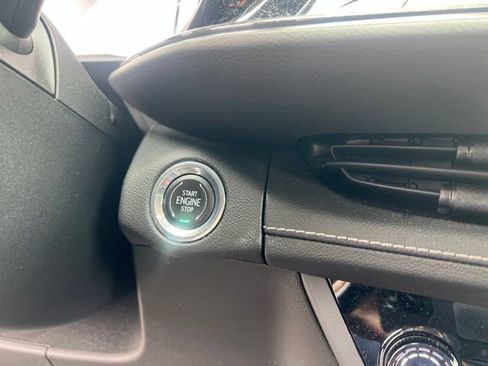 Used 2022 Buick Envision Preferred w/ Safety Package FWD image 31