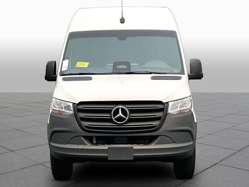 New 2026 Mercedes-Benz Sprinter 2500 image 2