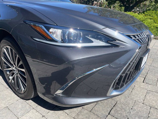 Used 2023 Lexus ES 350 w/ Premium Package FWD image 13