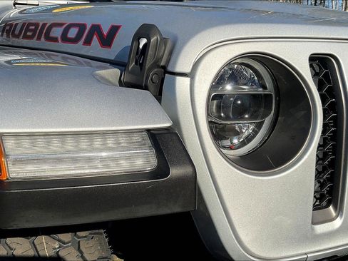 Used 2022 Jeep Wrangler Unlimited Rubicon w/ Steel Bumper Group image 31