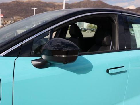 New 2026 Nissan Leaf SV+ w/ Floor Mat Package (SV+) image 12