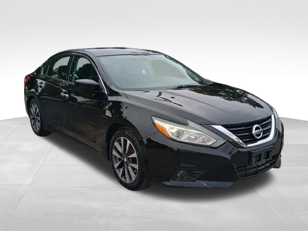 Used 2017 Nissan Altima 2.5 SV FWD image 3