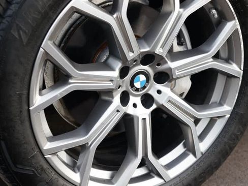 Used 2020 BMW X7 xDrive40i w/ Cold Weather Package image 14