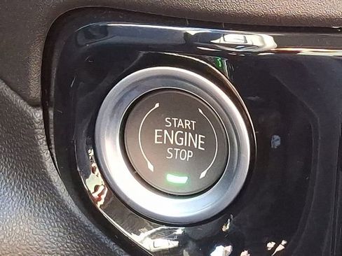 Certified 2025 Chevrolet Silverado 1500 LT image 24