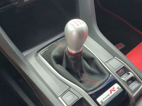 Used 2021 Honda Civic Type R image 32