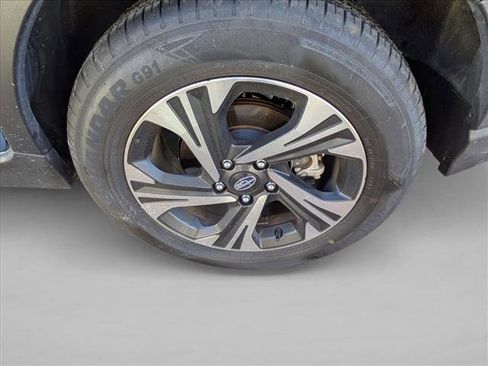 Certified 2024 Subaru Crosstrek 2.0i Premium image 9