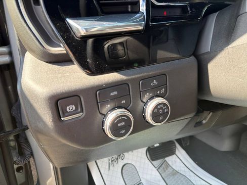 Used 2024 GMC Sierra 1500 Elevation AWD/4WD image 16