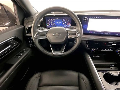 Used 2025 Chevrolet Tahoe Z71 image 7