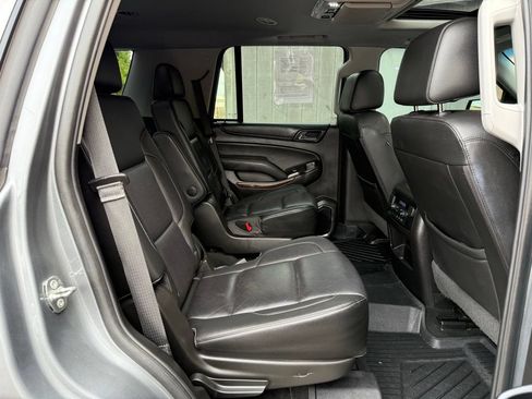 Used 2018 GMC Yukon SLT w/ Premium Edition AWD/4WD image 33
