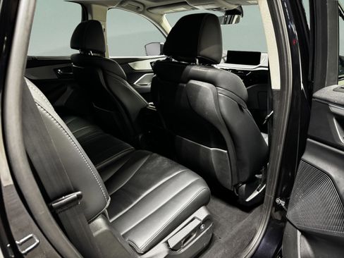 Certified 2023 Acura MDX SH-AWD w/ Technology Package image 12