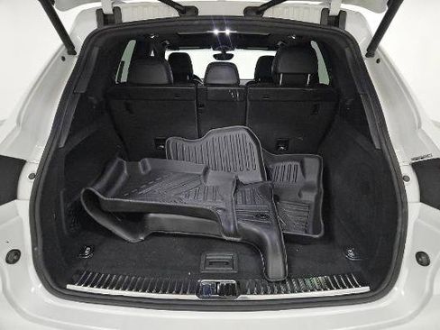 Used 2018 Porsche Cayenne Platinum Edition AWD/4WD image 7