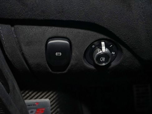 Used 2019 McLaren 720S Luxury RWD image 38