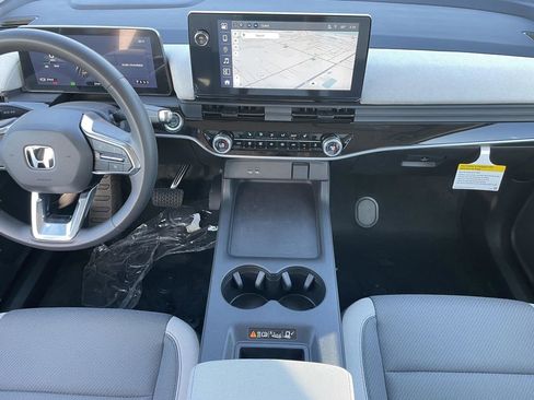 New 2026 Honda Prologue EX image 15