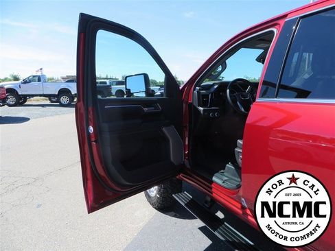 Used 2024 GMC Sierra 2500 Denali w/ Denali Reserve Package image 27