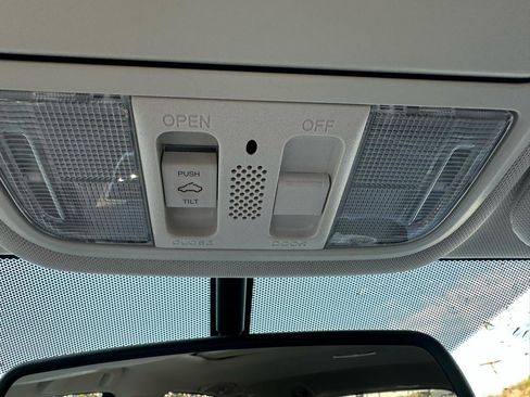 Used 2015 Honda CR-V EX-L image 18