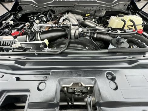 Used 2022 Ford F450 Limited w/ FX4 Off-Road Package image 44