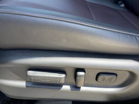 Used 2025 Honda Ridgeline Black Edition image 25